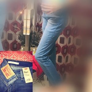 Levi’s 711 skinny mid rise